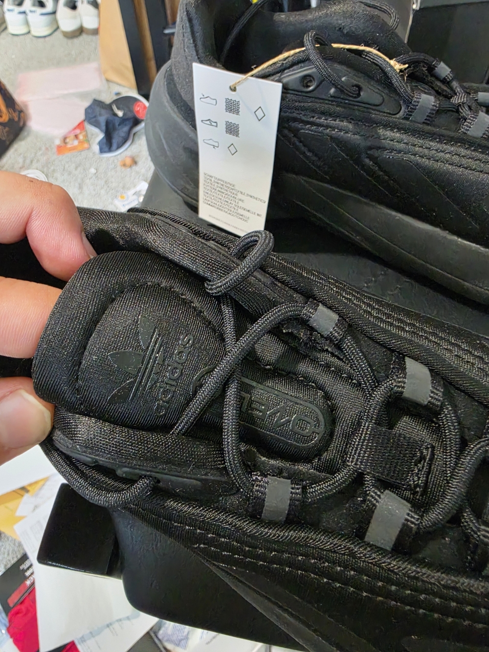 Adidas Ozelia J View 6